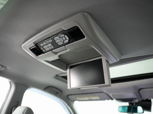 Used 2017 Honda Pilot Elite image 47