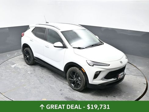 Used 2024 Buick Encore GX Sport Touring image 39
