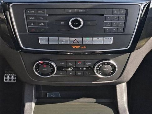 Used 2019 Mercedes-Benz GLE 400 4MATIC image 15