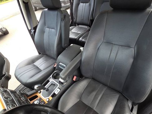 Used 2013 Land Rover LR4 HSE AWD/4WD image 35