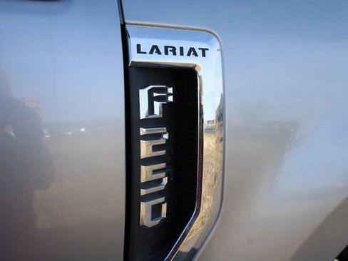 Used 2020 Ford F250 Lariat w/ Lariat Value Package image 10
