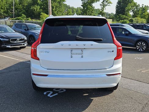 Certified 2023 Volvo XC90 B6 Plus w/ Protection Package AWD/4WD image 5