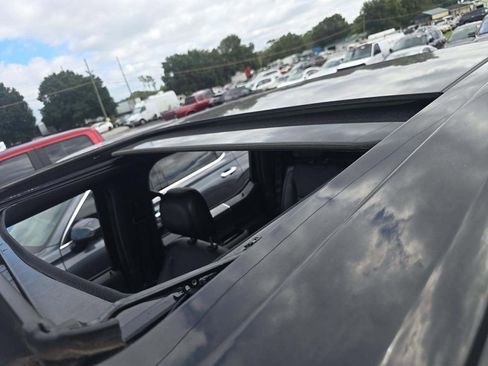 Used 2015 Ford F150 Lariat image 18