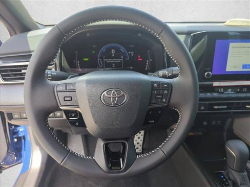 Used 2026 Toyota Camry SE FWD image 14