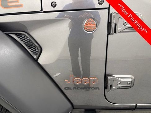 Used 2021 Jeep Gladiator Mojave AWD/4WD image 5