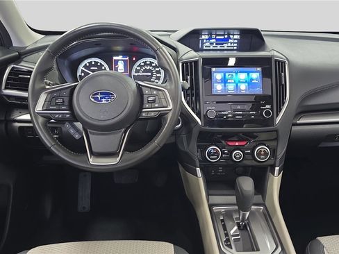 Used 2023 Subaru Forester Premium image 9