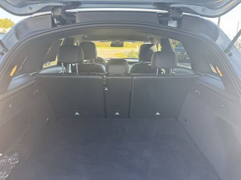 Used 2022 Mercedes-Benz GLC 300 4MATIC image 7