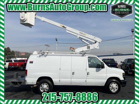 Used 2014 Ford E-350 and Econoline 350 Super Duty image 1