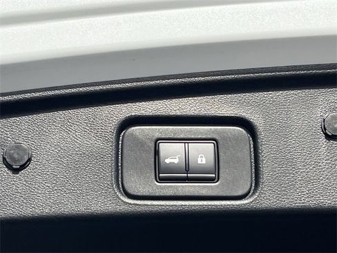 Certified 2025 Nissan Pathfinder SL w/ SL Premium Package image 23