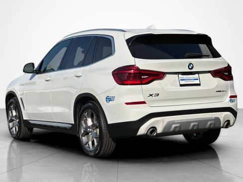 Used 2021 BMW X3 xDrive30e w/ Convenience Package (ZC2) AWD/4WD image 3