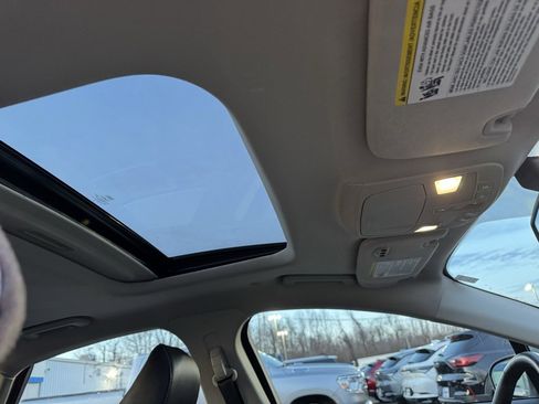 Used 2020 Ford Fusion Titanium image 19