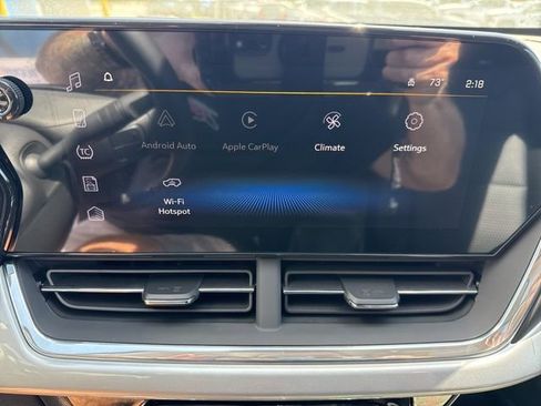 New 2026 Chevrolet Trax LT w/ Sunroof Package FWD image 17