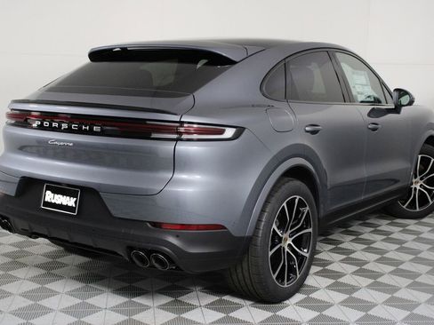 New 2026 Porsche Cayenne Coupe AWD/4WD image 7