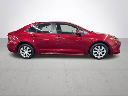 Used 2024 Toyota Corolla LE image 8