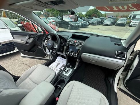 Used 2017 Subaru Forester 2.5i Premium w/ All-Weather Package image 13