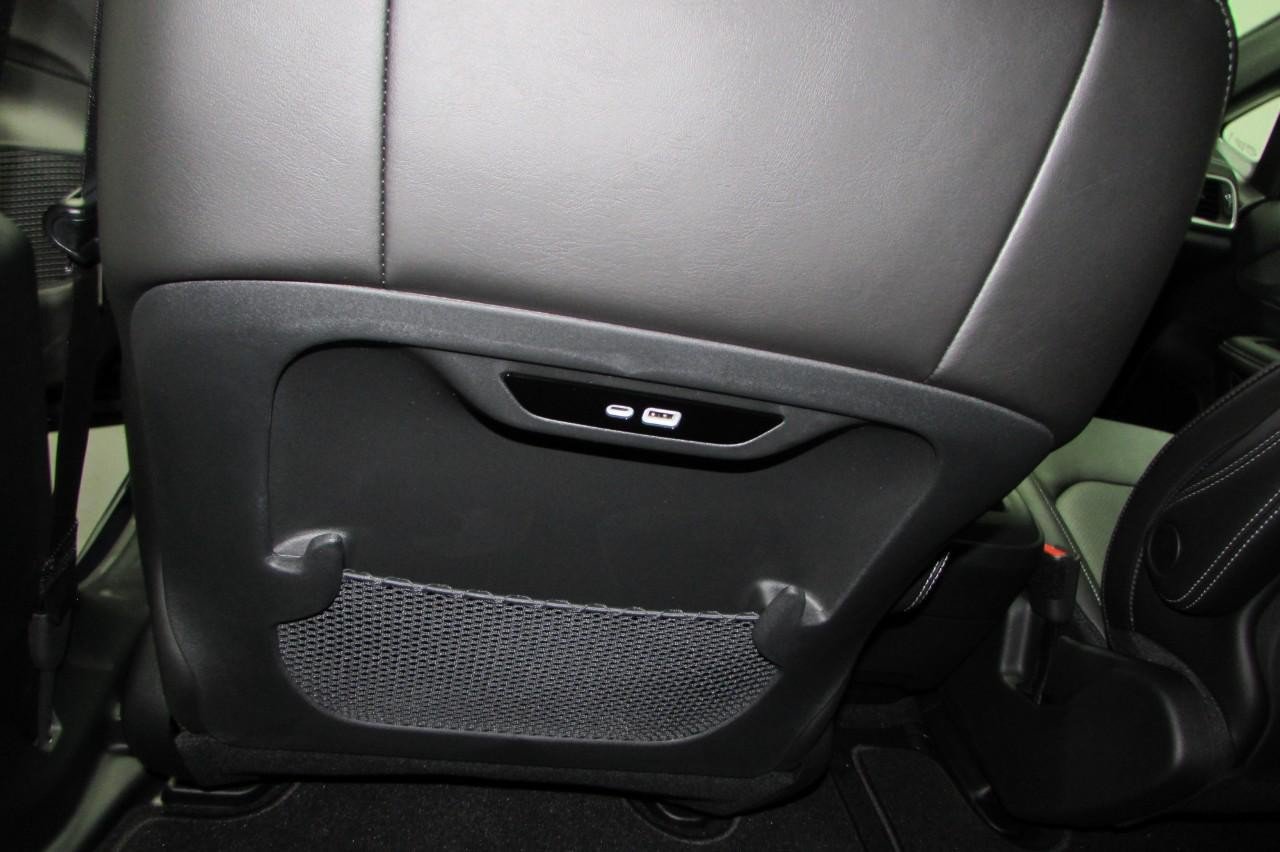 New 2025 Chrysler Pacifica Select FWD image 25