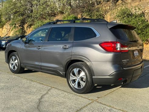 Used 2019 Subaru Ascent Premium AWD/4WD image 4