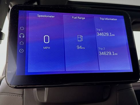 Certified 2025 Cadillac Escalade Premium Luxury AWD/4WD image 25