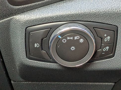 Used 2021 Ford EcoSport SE w/ SE Convenience Package FWD image 26