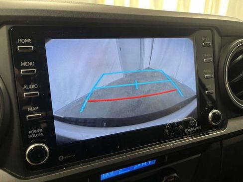 Used 2021 Toyota Tacoma TRD Sport image 26