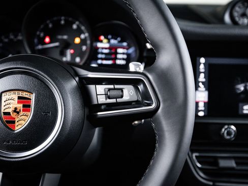 New 2026 Porsche Macan AWD/4WD image 16