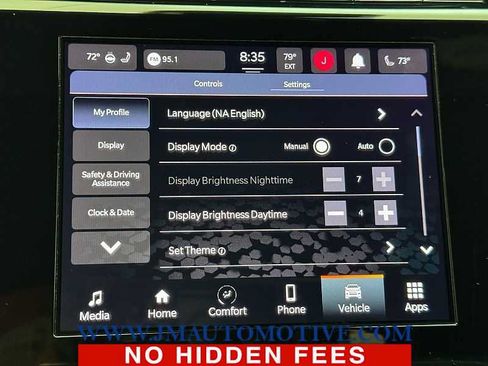 Used 2023 Jeep Grand Cherokee Altitude AWD/4WD image 26