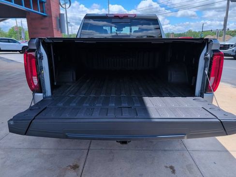 Used 2023 GMC Sierra 1500 AT4X AWD/4WD image 22