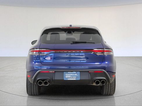 Used 2023 Porsche Macan Turbo AWD/4WD image 7