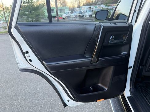 Used 2019 Toyota 4Runner Limited AWD/4WD image 26
