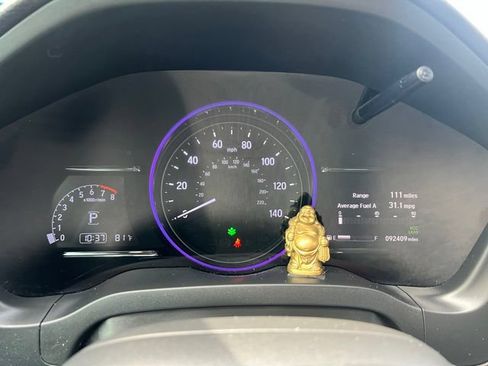 Used 2019 Honda HR-V EX-L image 11