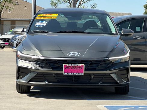 Used 2026 Hyundai Elantra Hybrid FWD image 10