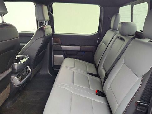 Used 2022 Ford F150 Lightning Lariat image 20