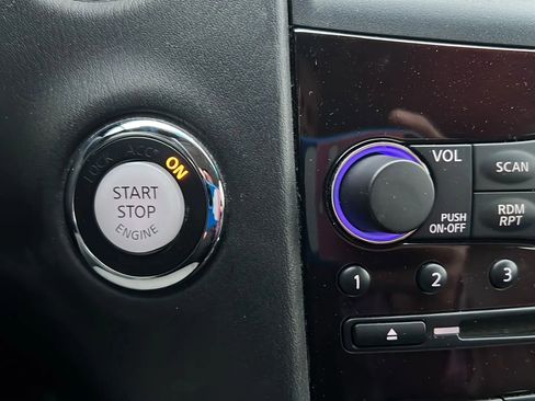 Used 2012 INFINITI EX35 Journey image 27