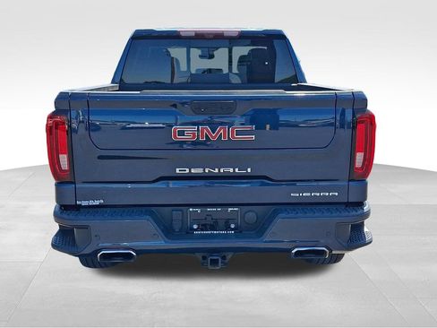 Used 2022 GMC Sierra 1500 Denali w/ Denali Reserve Package AWD/4WD image 5
