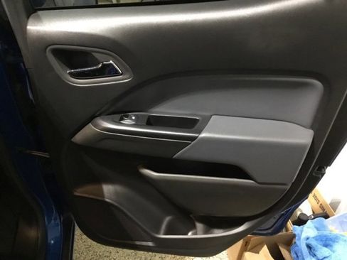 Used 2022 Chevrolet Colorado Z71 image 45