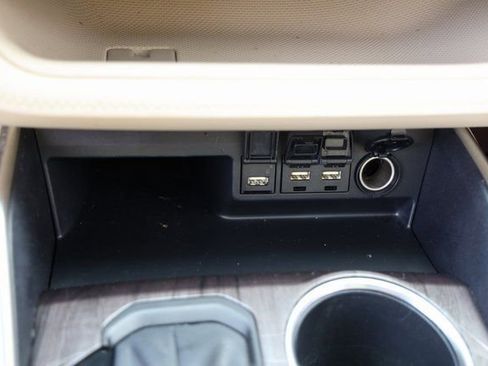 Certified 2021 Toyota Highlander Limited image 30