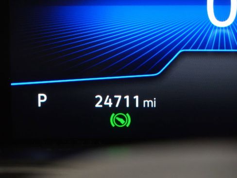 Used 2023 Volkswagen Tiguan S image 4