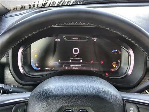 Used 2024 RAM 2500 Limited image 10