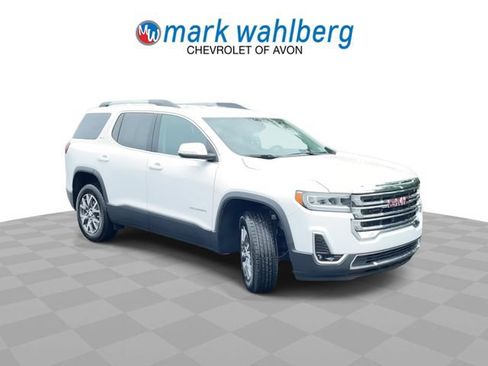 Certified 2023 GMC Acadia SLT FWD image 2