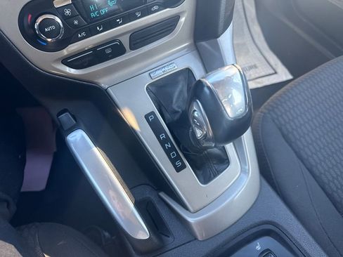 Used 2012 Ford Focus SEL w/ SEL/Titanium Winter Pkg image 35