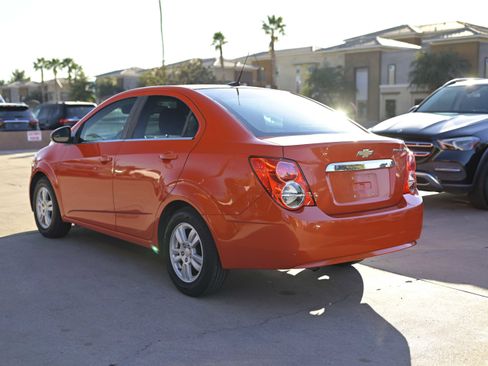 Used 2013 Chevrolet Sonic LT image 5