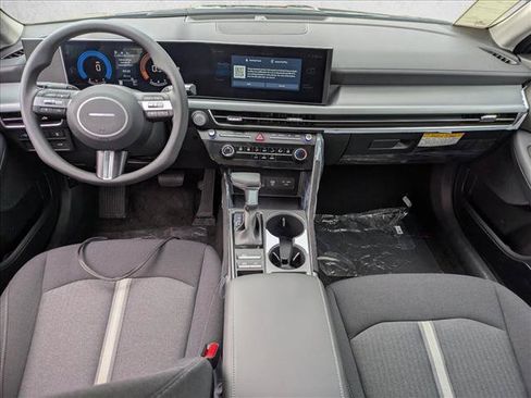New 2025 Hyundai Sonata SE FWD image 14