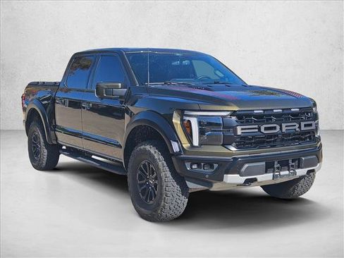 Used 2025 Ford F150 Raptor image 3