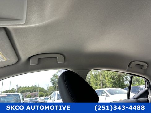 Used 2025 Nissan Sentra S image 26