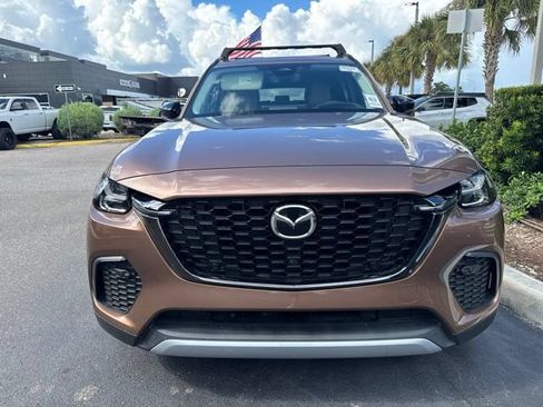 Used 2025 MAZDA CX-70 Plug-In Hybrid w/ Premium Pkg AWD/4WD image 2