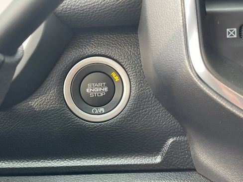 Used 2025 RAM 2500 Laramie image 24