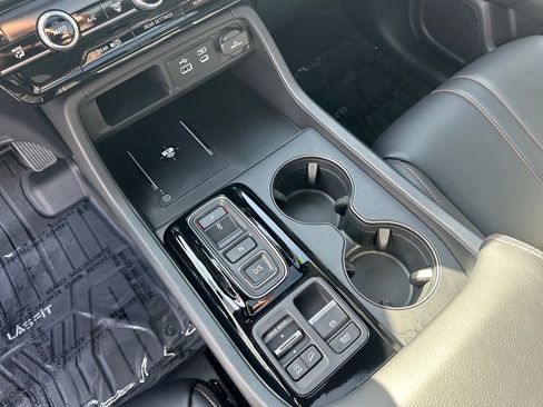 Used 2024 Honda Pilot TrailSport image 25