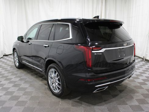 Used 2020 Cadillac XT6 Premium Luxury image 39