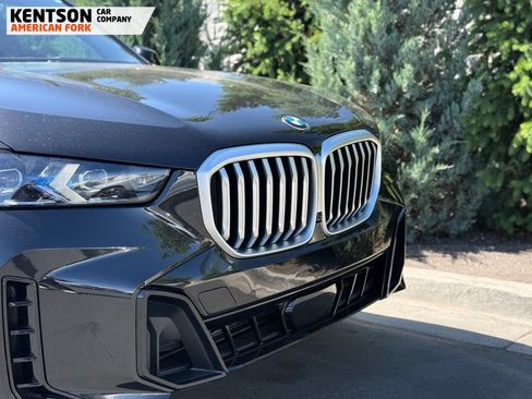 Used 2026 BMW X5 xDrive40i w/ M Sport Package AWD/4WD image 11