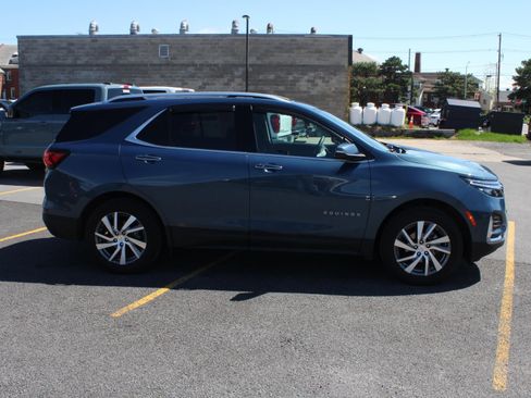 Used 2024 Chevrolet Equinox Premier AWD/4WD image 4